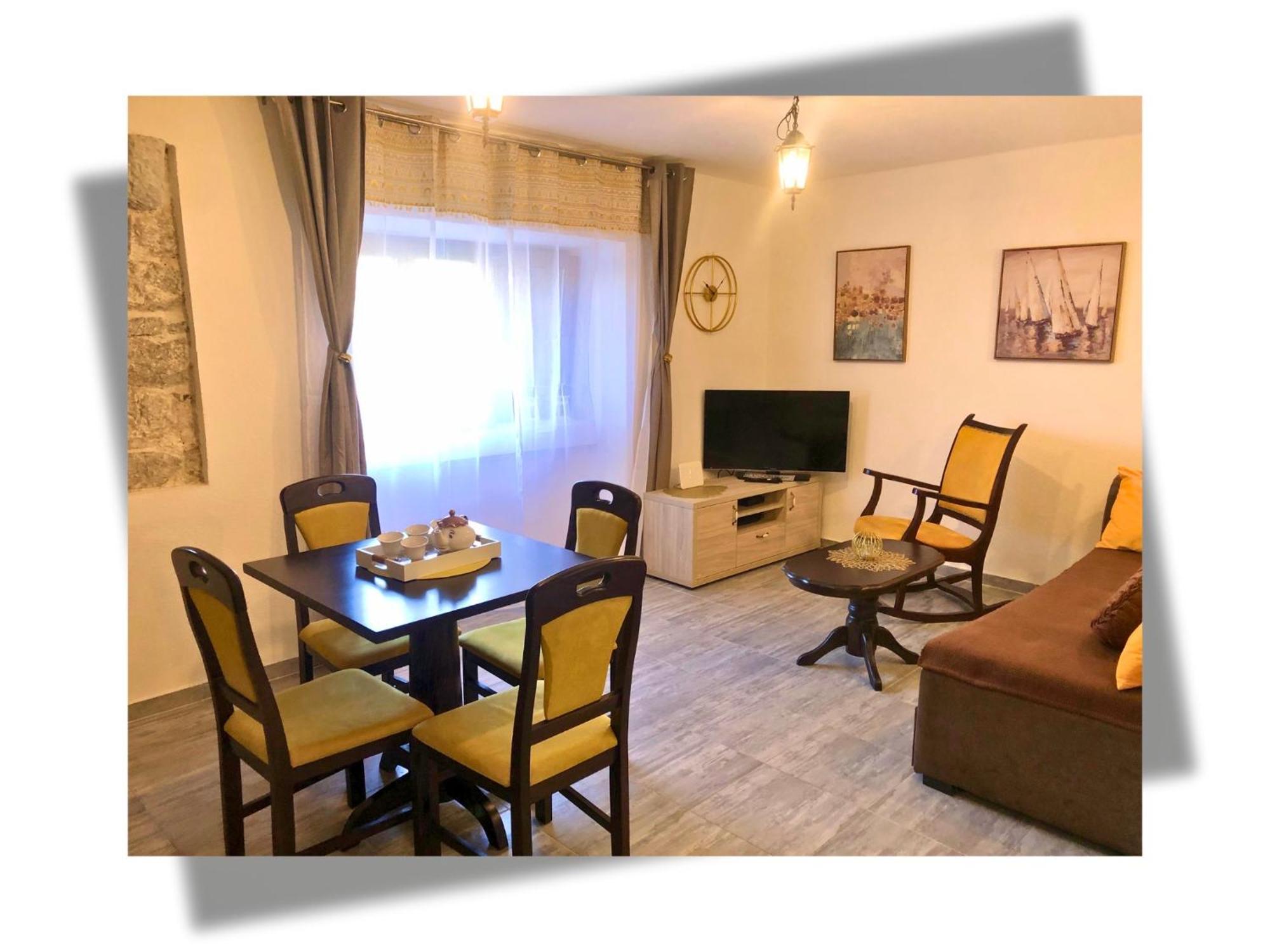 Apartments Djurovic Kotor Ngoại thất bức ảnh